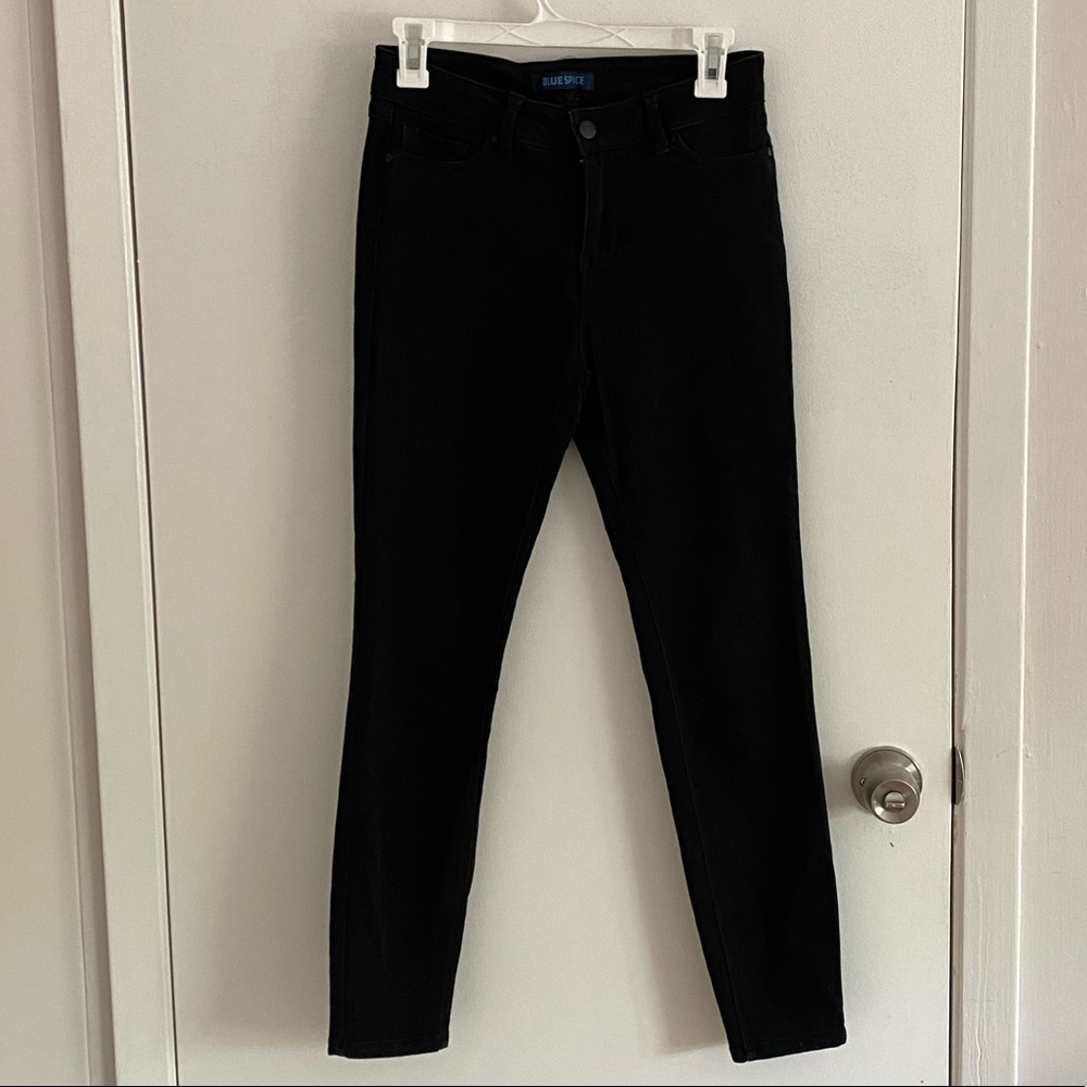 Black skinny jeans